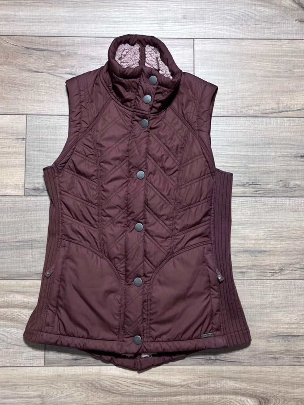 Prana Womens Diva Sherpa Fleece Lined Quilted Vest Size Small‎ Maroon Pink